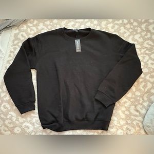 PLT BLACK PULL OVER